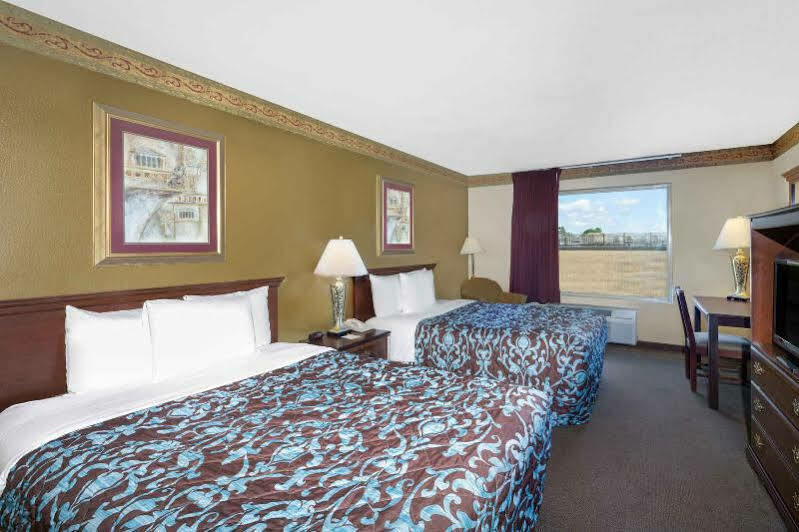 Days Inn & Suites By Wyndham Pocahontas Eksteriør bilde