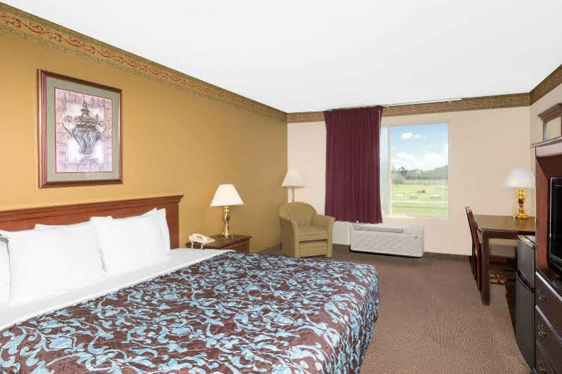 Days Inn & Suites By Wyndham Pocahontas Eksteriør bilde